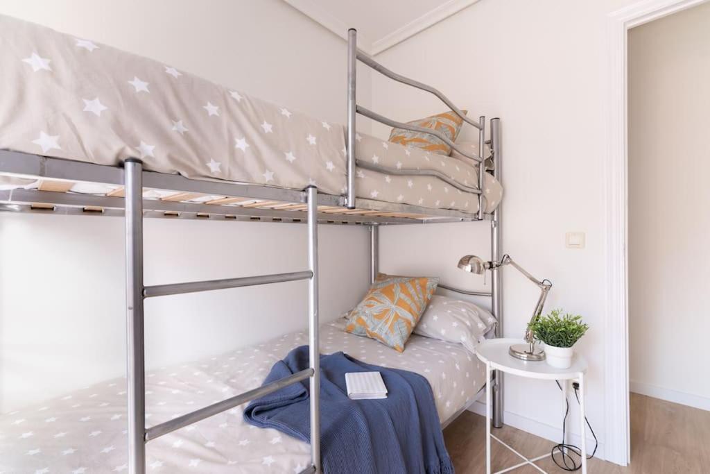 Centrico Y Comodo Apartamento Con Parking Privado ซานตานเดร์ ภายนอก รูปภาพ